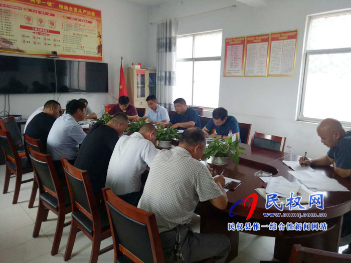 我縣各單位、各鄉(xiāng)鎮(zhèn)（街道辦）迅速傳達貫徹全縣全面提升脫貧攻堅質(zhì)量決戰(zhàn)決