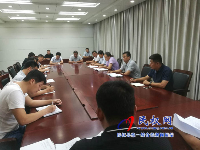 我縣各單位、各鄉(xiāng)鎮(zhèn)（街道辦）迅速傳達貫徹全縣全面提升脫貧攻堅質(zhì)量決戰(zhàn)決