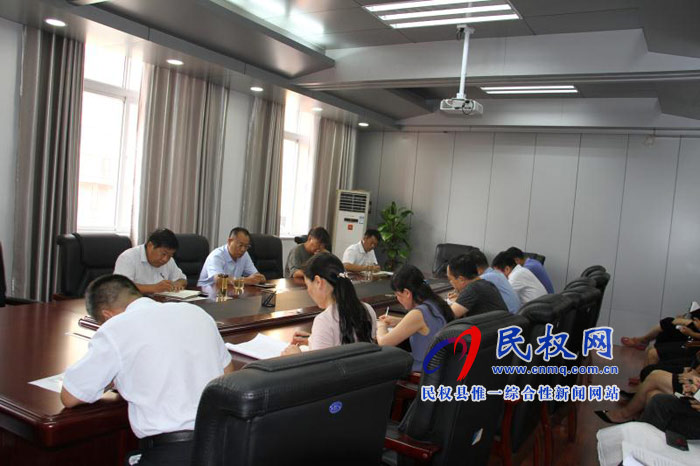 我縣各單位、各鄉(xiāng)鎮(zhèn)（街道辦）迅速傳達貫徹全縣全面提升脫貧攻堅質(zhì)量決戰(zhàn)決