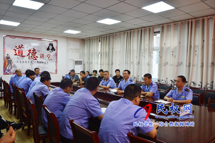 我縣各單位、各鄉(xiāng)鎮(zhèn)（街道辦）迅速傳達貫徹全縣全面提升脫貧攻堅質(zhì)量決戰(zhàn)決