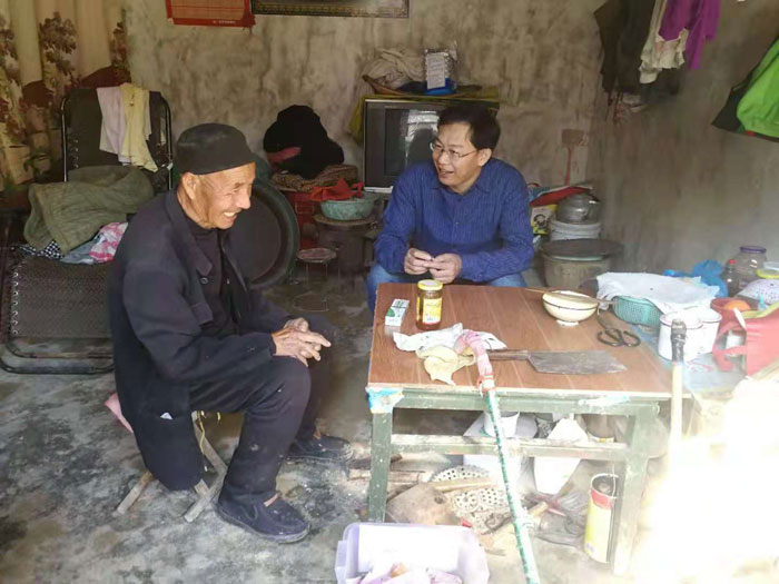 縣委常委、紀(jì)委書記、監(jiān)察委主任張亞光到胡集鄉(xiāng)調(diào)研脫貧攻堅工作