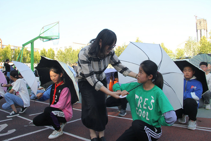 民權縣實驗小學大型團體操排練進行時