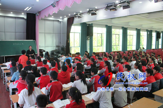 縣實驗小學(xué)課堂教學(xué)展示月活動暨優(yōu)質(zhì)課評選活動啟動 縣實驗小學(xué)課堂教學(xué)展示月活動暨優(yōu)質(zhì)課評選活動啟動