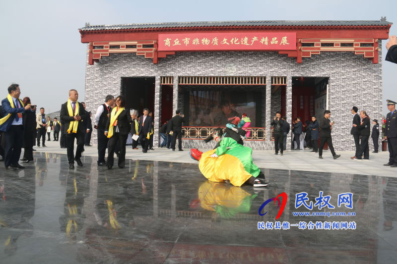 民權(quán)縣組織非遺傳承人參加華商節(jié)非遺展示活動