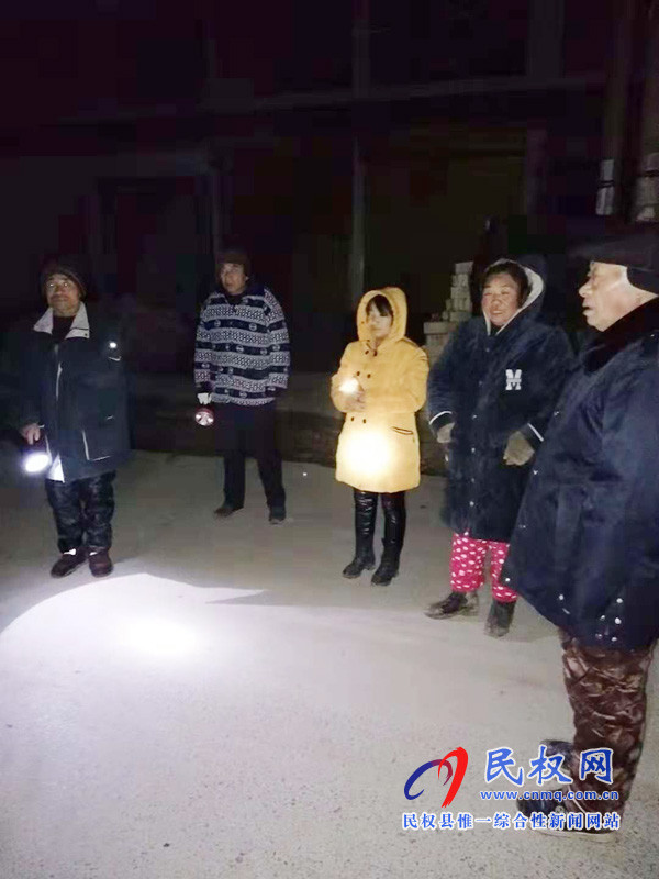 褚廟鄉(xiāng)積極開(kāi)展“夜間巡邏”工作 確保全民幸福安康 褚廟鄉(xiāng)積極開(kāi)展“夜間巡邏”工作 確保全民幸福安康