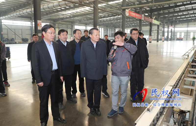 副省長劉偉到我縣調(diào)研時要求加快推進(jìn)轉(zhuǎn)型發(fā)展攻堅 確保工業(yè)經(jīng)濟(jì)平穩(wěn)運行 副省長劉偉到我縣調(diào)研時要求加快推進(jìn)轉(zhuǎn)型發(fā)展攻堅 確保工業(yè)經(jīng)濟(jì)平穩(wěn)運行