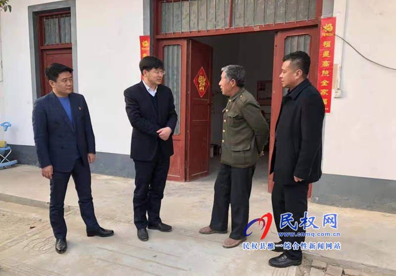 縣委副書記、縣長張團(tuán)結(jié)到部分鄉(xiāng)鎮(zhèn)街道辦督導(dǎo)脫貧攻堅和鄉(xiāng)村振興工作