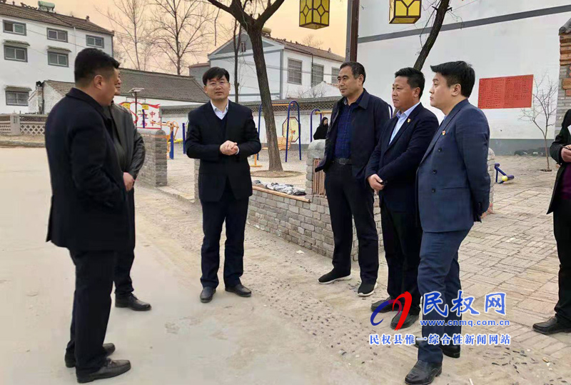 縣委副書記、縣長張團(tuán)結(jié)到部分鄉(xiāng)鎮(zhèn)街道辦督導(dǎo)脫貧攻堅和鄉(xiāng)村振興工作