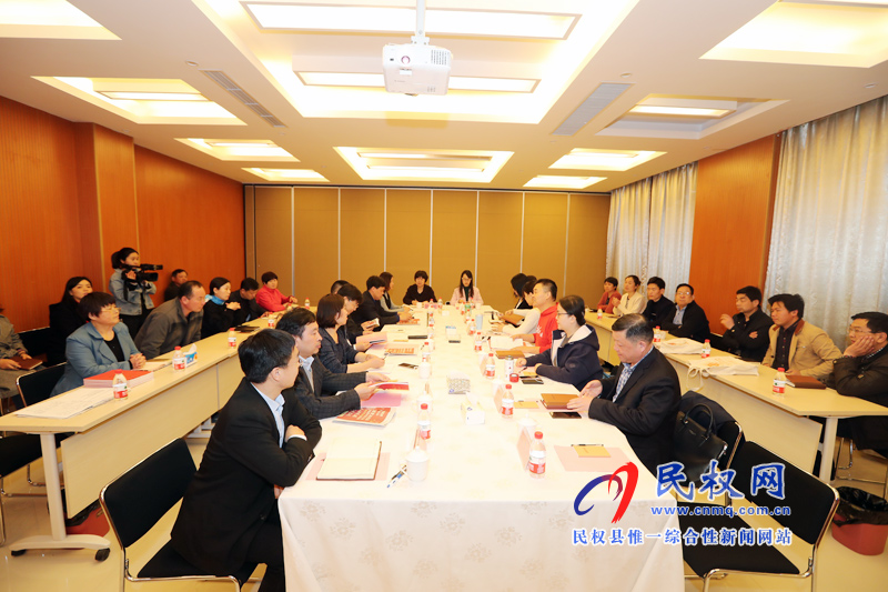 縣委副書記、縣長張團結(jié)到天明民權(quán)葡萄酒有限公司調(diào)研