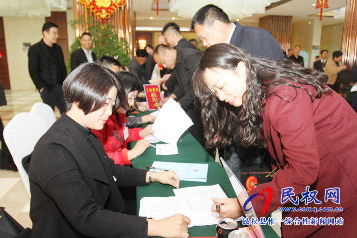 兩會(huì)來啦！全縣政協(xié)委員陸續(xù)抵達(dá)駐地報(bào)到