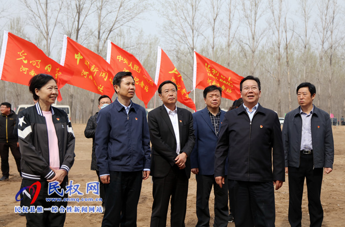 共植媒體林 同迎故道春——省委常委、宣傳部長江凌蒞民植新綠、造“媒林”