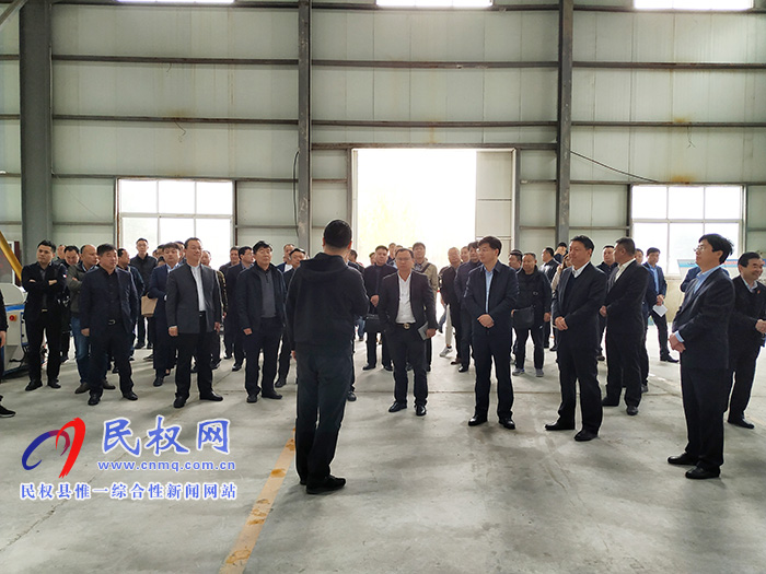 中國模板腳手架協(xié)會陸貽杰、高峰到我縣高新區(qū)參觀考察