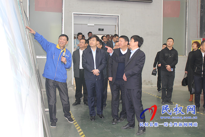 中國模板腳手架協(xié)會陸貽杰、高峰到我縣高新區(qū)參觀考察