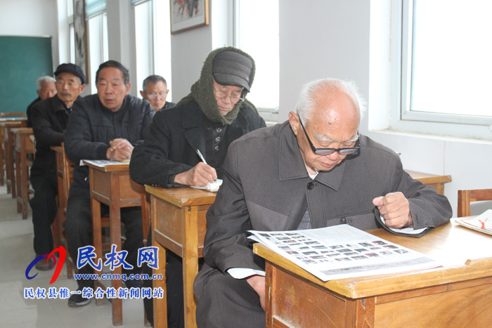 縣老年書畫協(xié)會培訓精彩開講