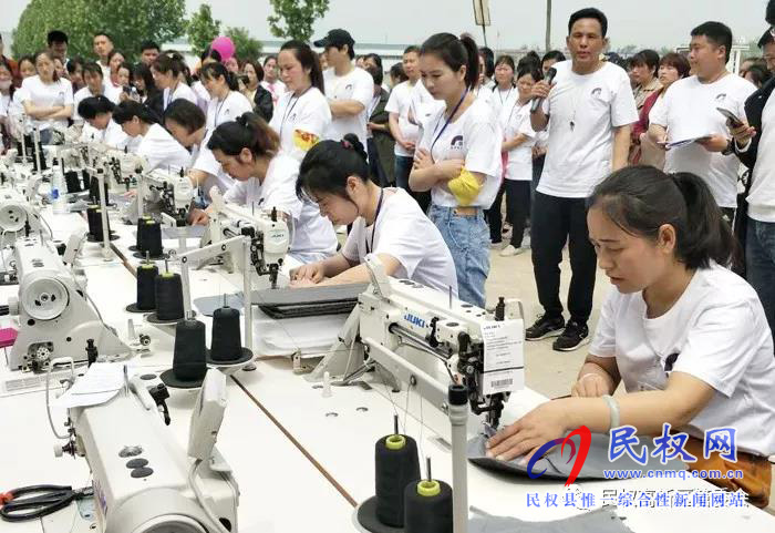 高新區(qū)內(nèi)企業(yè)河南嘉祥袋業(yè)有限公司開展“五一”運(yùn)動(dòng)會(huì)活動(dòng)