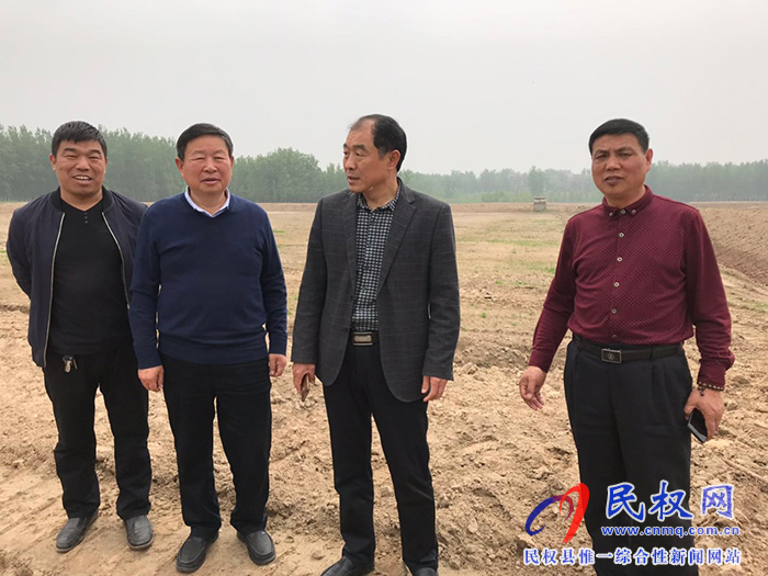 商丘農(nóng)業(yè)農(nóng)村局領(lǐng)導(dǎo)蒞臨民權(quán)檢查指導(dǎo)稻魚(yú)綜合種養(yǎng)產(chǎn)業(yè)發(fā)展情況 商丘農(nóng)業(yè)農(nóng)村局領(lǐng)導(dǎo)蒞臨民權(quán)檢查指導(dǎo)稻魚(yú)綜合種養(yǎng)產(chǎn)業(yè)發(fā)展情況