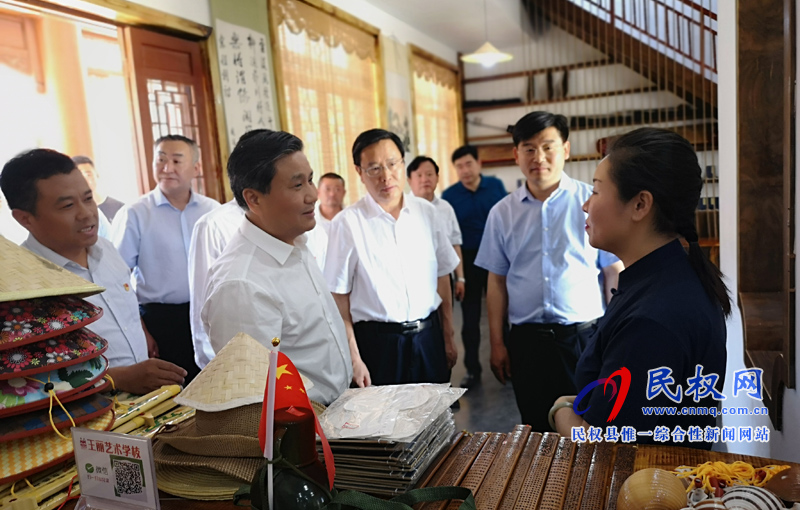 副省長武國定蒞民調研糧食安全和脫貧攻堅工作 副省長武國定蒞民調研糧食安全和脫貧攻堅工作