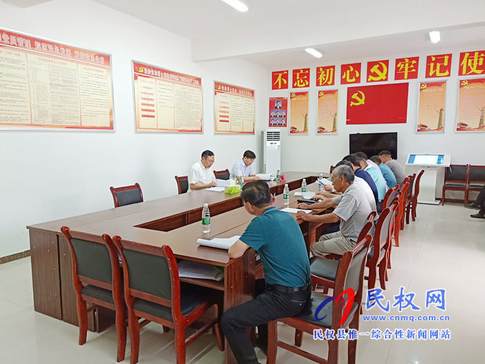 市委常委、常務副市長吳祖明到我縣龍?zhí)伶?zhèn)邢莊村開展“三?五”基層工作日活動