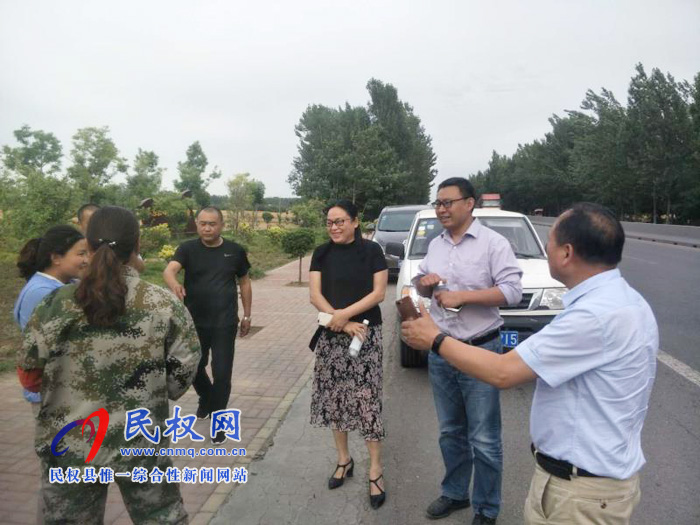 市農村農業(yè)局副局長賈長安蒞臨民權督導秸稈禁燒工作