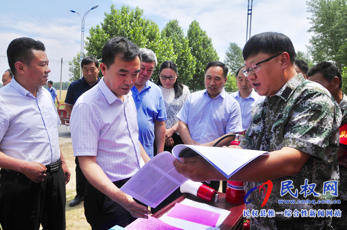 省農業(yè)農村廳副廳長趙耕到我縣調研三夏生產及秸稈禁燒工作