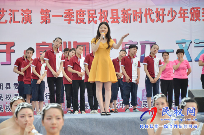 我縣舉辦“扣好人生第一?？圩?童心向黨”慶六一文藝匯演