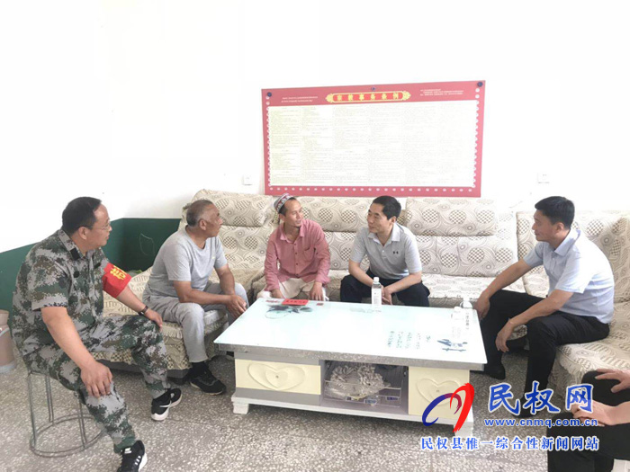 縣委常委、組織部長何玉明到褚廟鄉(xiāng)看望慰問穆斯林宗教人士