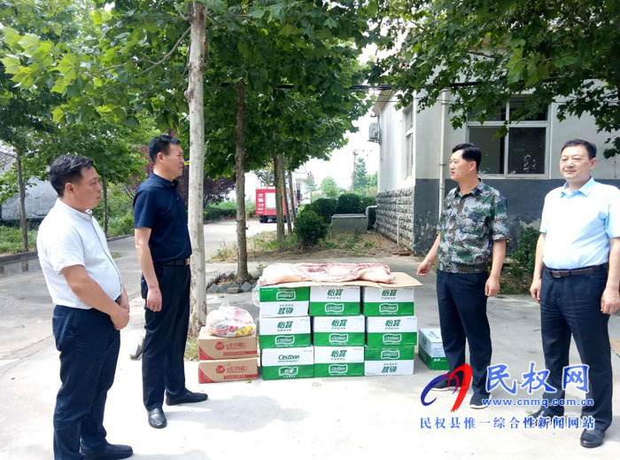 縣人社局局長司永福到孫六鎮(zhèn)督導(dǎo)慰問秸稈禁燒工作 縣人社局局長司永福到孫六鎮(zhèn)督導(dǎo)慰問秸稈禁燒工作