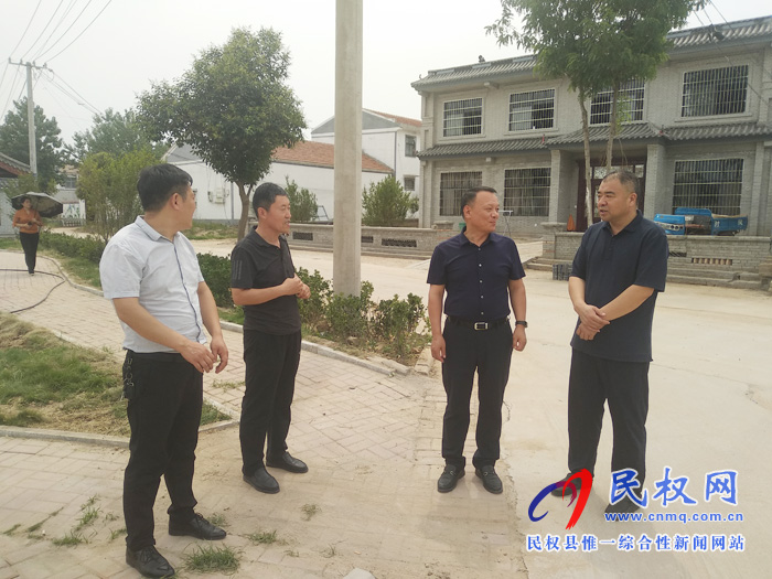 市文化廣電和旅游局副局長(zhǎng)常青到我縣調(diào)研旅游開(kāi)發(fā)工作 市文化廣電和旅游局副局長(zhǎng)常青到我縣調(diào)研旅游開(kāi)發(fā)工作