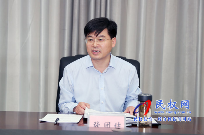 市人大常委會(huì)副主任、縣委書記姬脈常主持召開書記辦公會(huì)