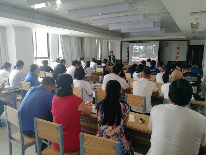 民權(quán)縣規(guī)劃中心舉辦消防安全知識(shí)培訓(xùn)講座 民權(quán)縣規(guī)劃中心舉辦消防安全知識(shí)培訓(xùn)講座