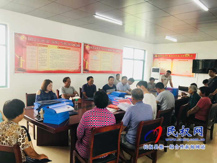 縣委黨史研究室開展黨史宣講活動(dòng) 縣委黨史研究室開展黨史宣講活動(dòng)