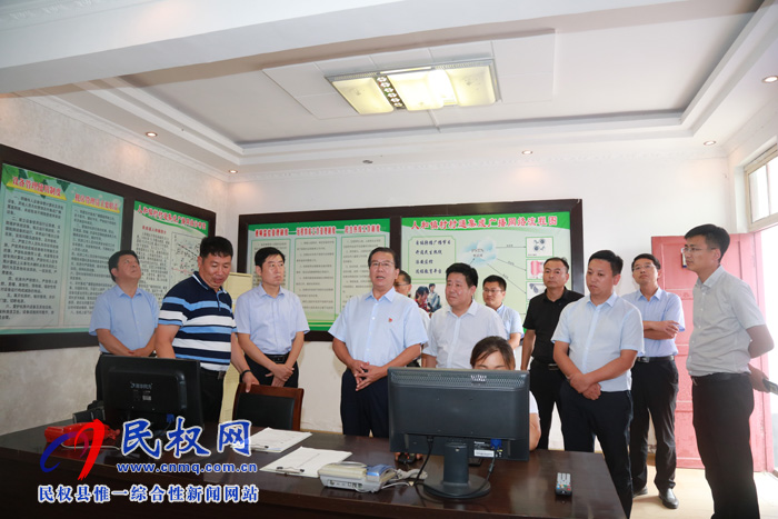 市委常委、宣傳部長(zhǎng)王全周到我縣調(diào)研“三中心一平臺(tái)”建設(shè)情況