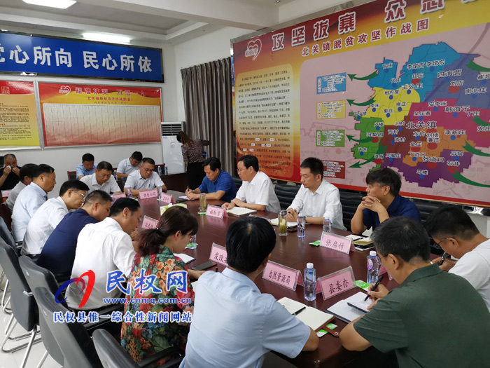 市人大常委會(huì)副主任、縣委書(shū)記姬脈常調(diào)研我縣稻漁綜合種養(yǎng)工作