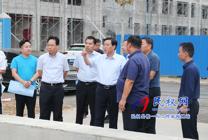 市人大常委會(huì)副主任、縣委書記姬脈常調(diào)研我縣城市水系建設(shè)工作