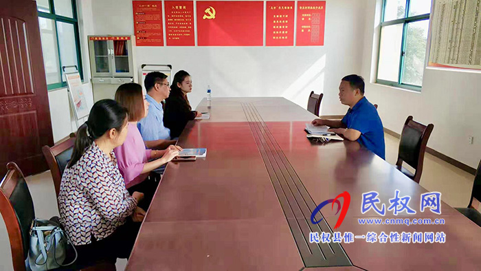 縣委黨史研究室在雙塔鎮(zhèn)常東村召開會(huì)議