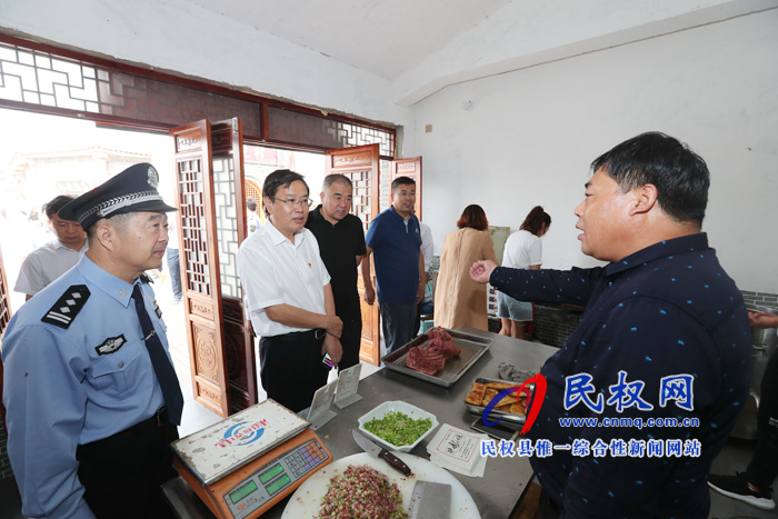 市人大常委會副主任、縣委書記姬脈常調(diào)研軟弱渙散村黨組織整頓工作