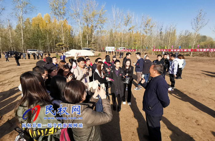 “鄉(xiāng)村振興 出彩中原”全國(guó)融媒體看河南暨全國(guó)百家媒體商丘行在我縣 “媒林”正式啟動(dòng)