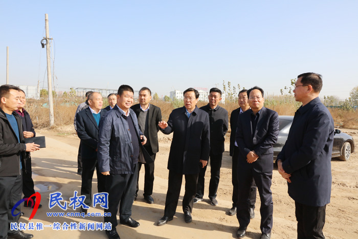 市人大常委會副主任、縣委書記姬脈常調(diào)研我縣部分重點民生工程建設(shè)和管理情況