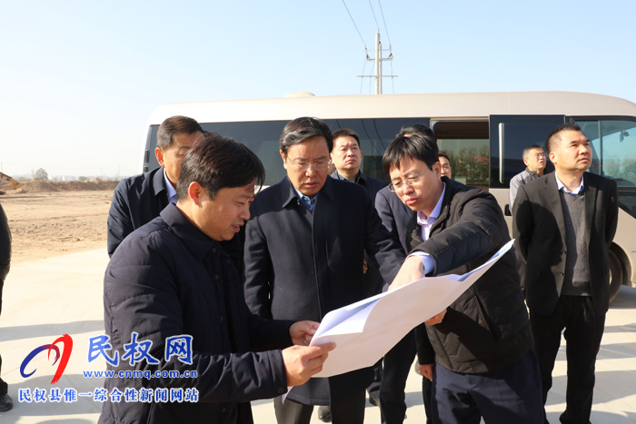 市人大常委會副主任、縣委書記姬脈常調(diào)研我縣部分重點民生工程建設(shè)和管理情況