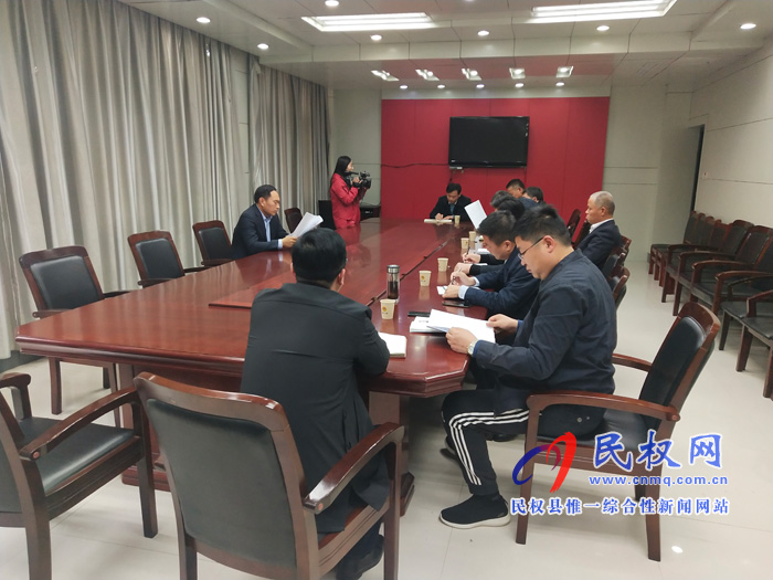 我縣召開“精準(zhǔn)扶貧企業(yè)貸款”工作推進(jìn)會(huì) 我縣召開“精準(zhǔn)扶貧企業(yè)貸款”工作推進(jìn)會(huì)
