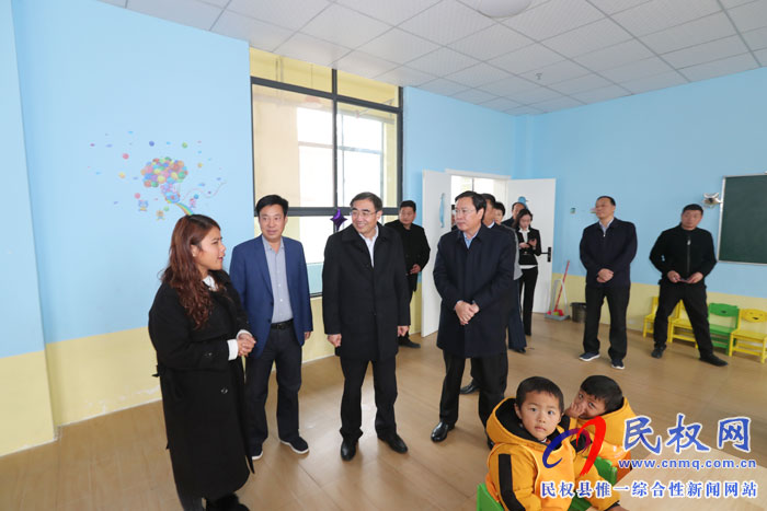 河南大學(xué)考察團蒞臨我縣參觀考察 河南大學(xué)考察團蒞臨我縣參觀考察