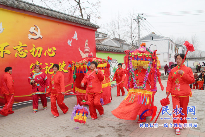 花園鄉(xiāng)趙洪坡村:自發(fā)舉行聯(lián)歡會 紅紅火火慶元旦 花園鄉(xiāng)趙洪坡村:自發(fā)舉行聯(lián)歡會 紅紅火火慶元旦