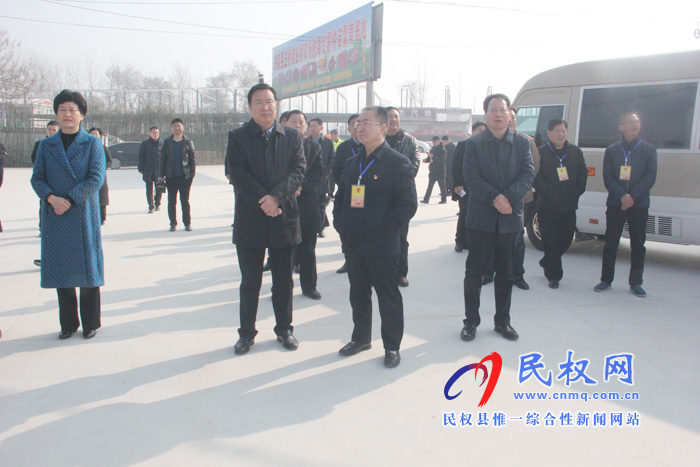睢陽(yáng)區(qū)部分商丘市五屆人大代表蒞臨民權(quán)集中視察 睢陽(yáng)區(qū)部分商丘市五屆人大代表蒞臨民權(quán)集中視察
