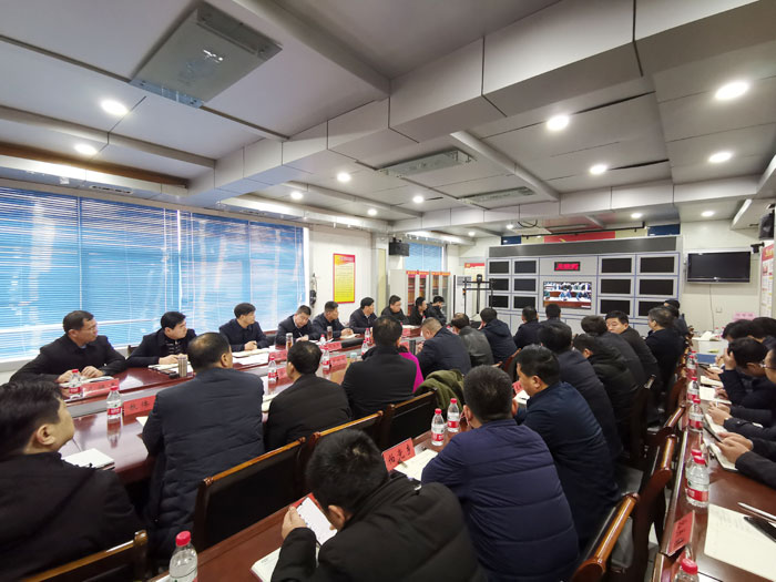 我縣組織收聽收看全省、全市新型冠狀病毒感染的肺炎疫情防控工作電視電話會