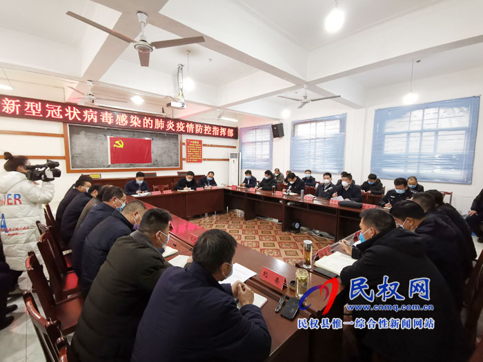 市人大常委會(huì)副主任、縣委書記姬脈常查看市場供應(yīng)工作