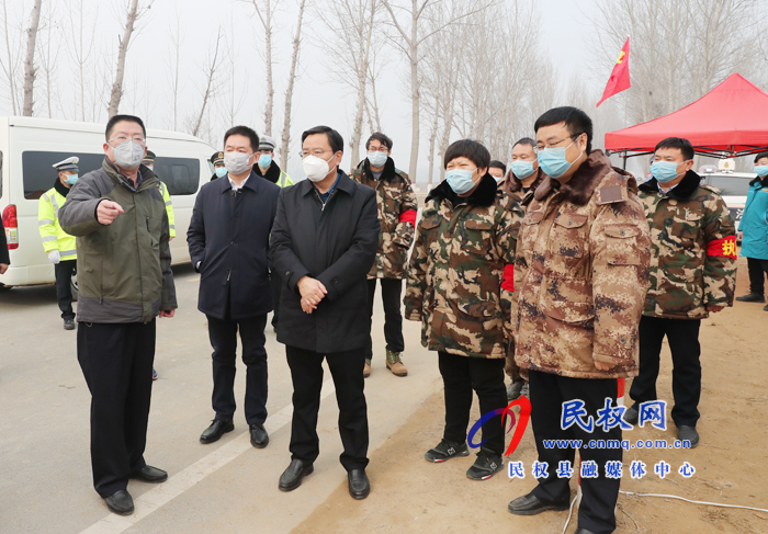 市人大常委會(huì)副主任、縣委書記姬脈常到我縣部分鄉(xiāng)鎮(zhèn)督導(dǎo)疫情防控工作