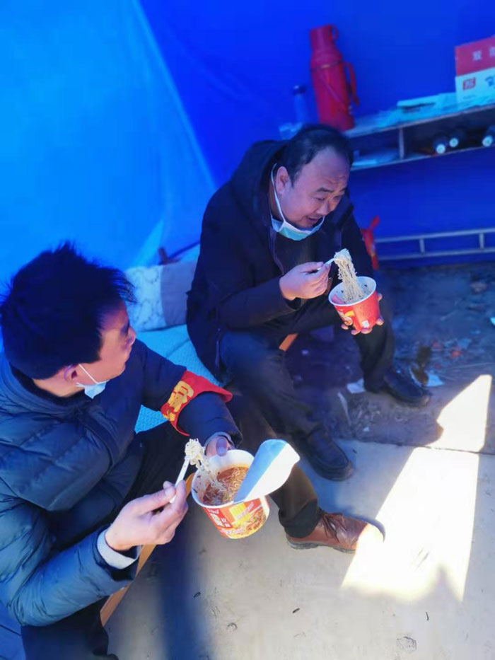 縣審計局:堅守崗位盡職守 疫情防控顯擔當 縣審計局:堅守崗位盡職守 疫情防控顯擔當