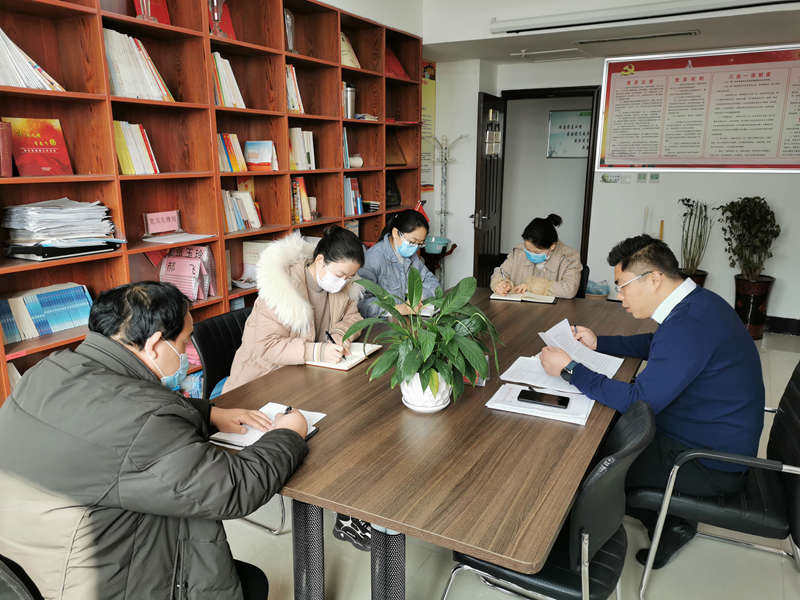 團(tuán)委專題學(xué)習(xí)紀(jì)委全會精神 扎實(shí)推進(jìn)從嚴(yán)治團(tuán) 團(tuán)委專題學(xué)習(xí)紀(jì)委全會精神 扎實(shí)推進(jìn)從嚴(yán)治團(tuán)