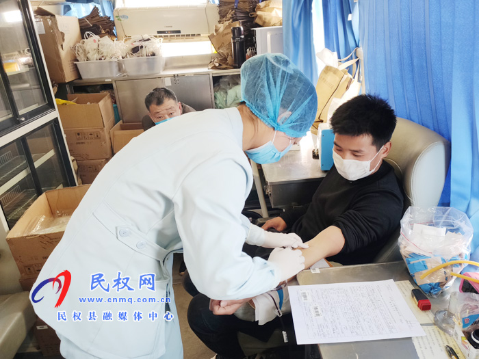 王橋鎮(zhèn):擼起袖子獻(xiàn)熱血 為愛逆行戰(zhàn)疫情 王橋鎮(zhèn):擼起袖子獻(xiàn)熱血 為愛逆行戰(zhàn)疫情