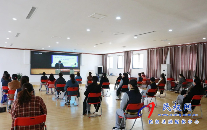 民東新區(qū)實(shí)驗(yàn)幼兒園開展新冠肺炎疫情防控技能培訓(xùn)